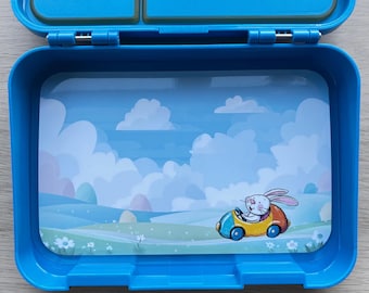 Lunchbox insert “Rabbit in Car”