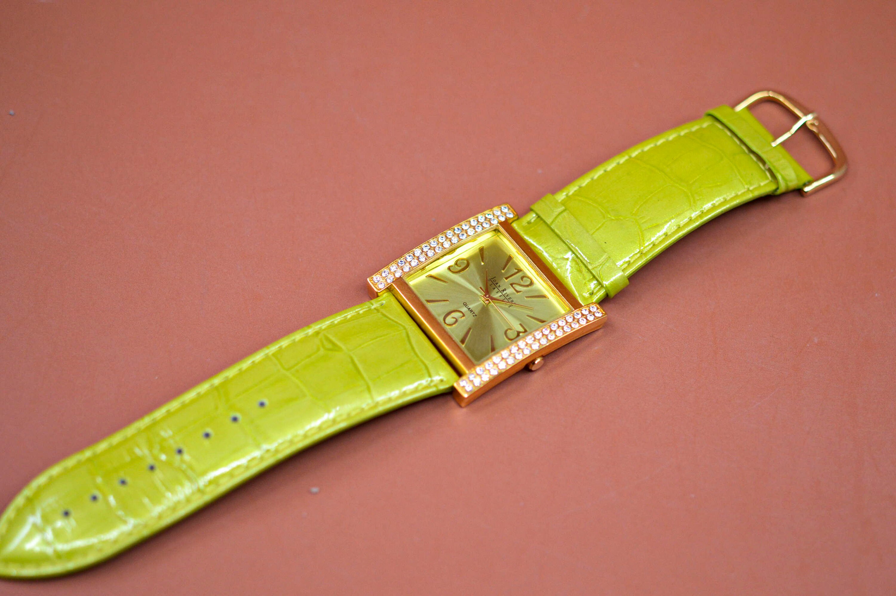 Joan Rivers Classsic , Green and Gold Tone, Womens,fashion  display picture 3