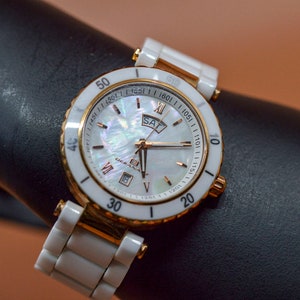 Oceanaut, white and gold tone, womens, fashion, quartz wrist watch