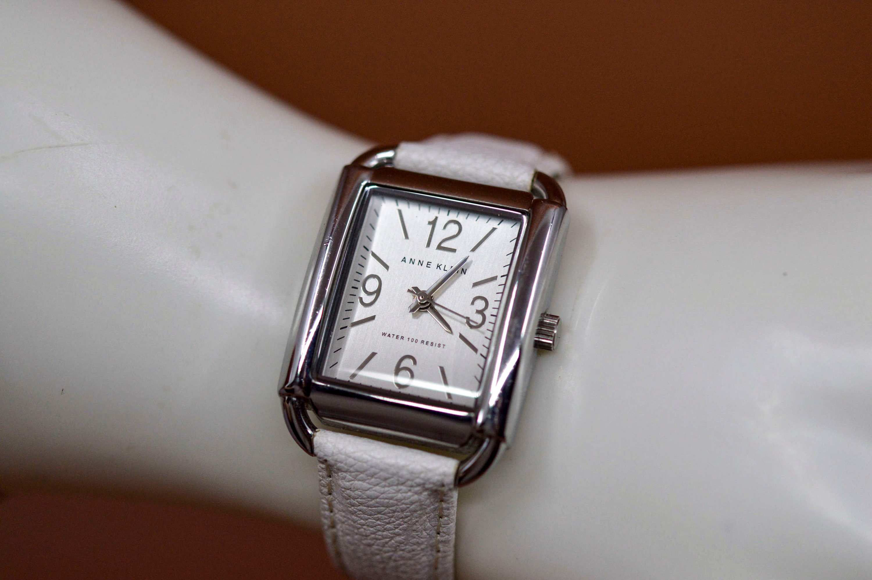 Anne Klein Silver Tone Women\'s Bracelet Watch with White Dial *NWT Petite Octagonal Shaped Metal Bracelet Watch| Anne Klein main image 4