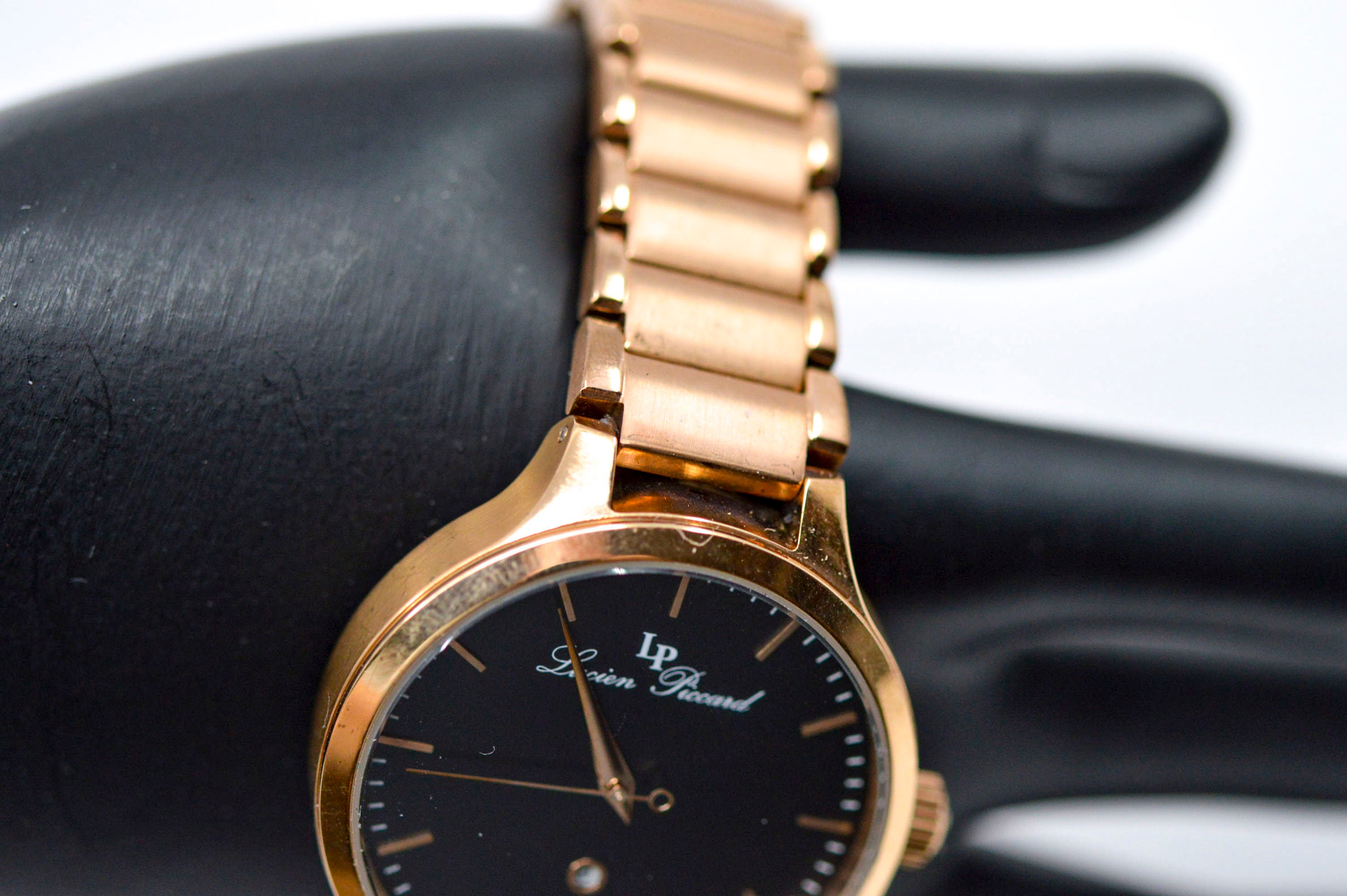 Lucien Piccard Rose Gold Bracelet Watch with Silver Dial LUCIEN PICCARD NOVA PRE-LOVED VINTAGE AUTHENTIC ROSE GOLD  main image 2