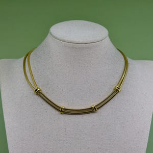 Gold tone, women&#39;s fashion necklace