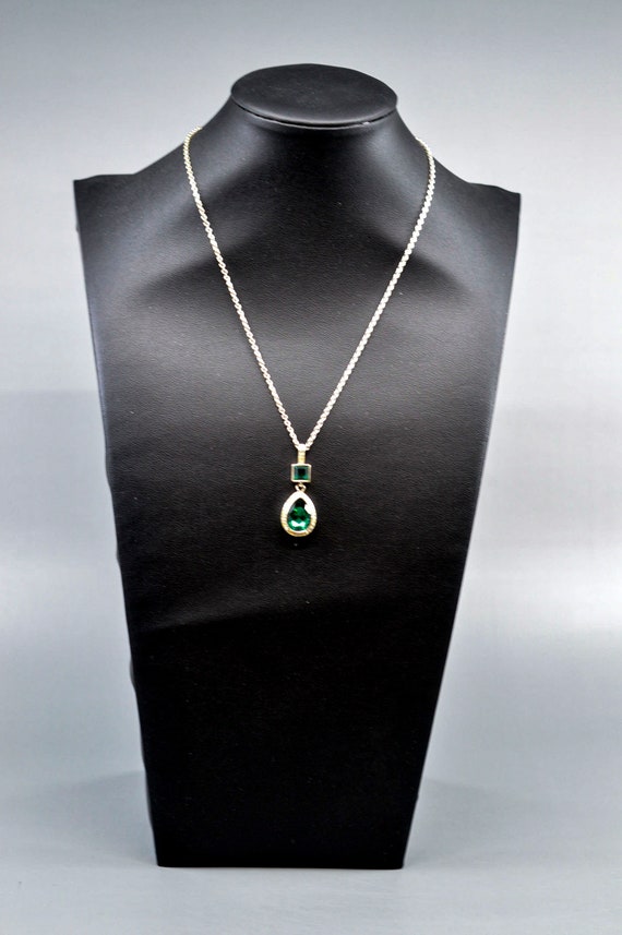 Silver tone with green crystals, womens,necklace,… - image 2
