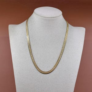Gold tone, women&#39;s chain necklace