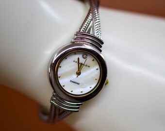 Montre Femme BCBGMAXAZRIA Cadran Blanc Bracelet Cuir - Neuf Avec étiquettes