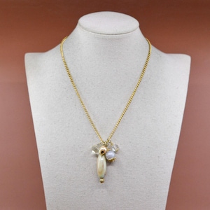Gold tone, women&#39;s fashion necklace