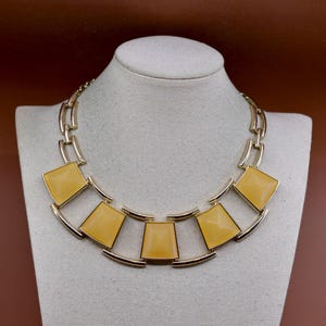 Gold and yellow, women&#39;s fashion necklace