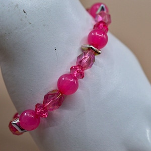 Pink tone, plastic, beaded, fashion , stretch bracelet
