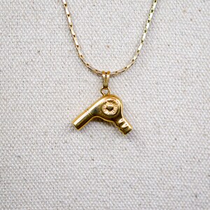 Gold tone, women&#39;s pendant necklace