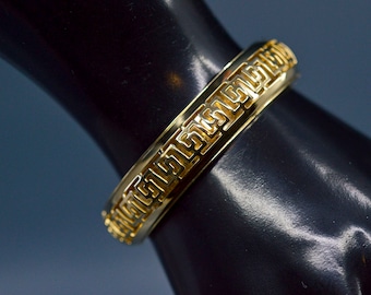 Gold tone, womens fashion bracelet