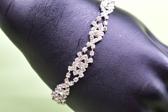 Silver tone with crystals, womens, fashion , stat… - image 2