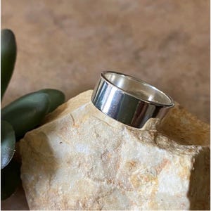 Vintage Sterling Silver 925 Women’s Band Ring
