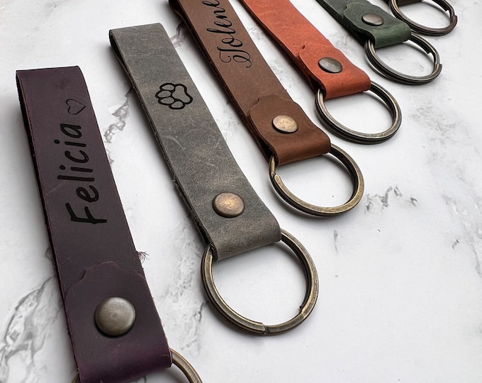 Personalized Leather Key ring, Custom Leather Keychain, Special Gift for Loved Ones! Leather Initials, Handmade gift.