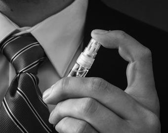 Luxury Cologne Sample: Citrus, Marine, Amberwood Notes; Fragrance for Men