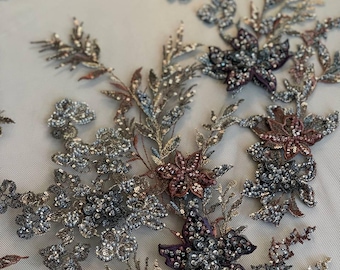 Handgemaakte avondkant. Rijkelijk versierd met pailletten, kraaltjes en parels in diverse kleuren. Perfect voor avondjurken.