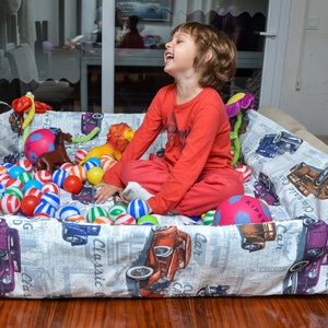 Duck Cotton Fabric Baby Playmat, Foldable 95 cm x 92 cm Baby Play Ground Mat