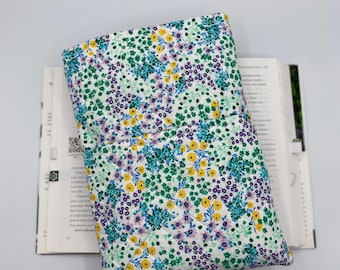 Floral Quilted Book Sleeve | iPad Sleeve | Bookish Gift | Handmade Padded Booksleeve with Pocket