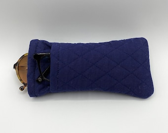Estuche acolchado doble para gafas de sol y gafas de vista, de tela suave, con bolsillo en azul sólido