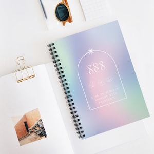 888 Änglanummerjournal: Astrologisk manifestationsanteckningsbok