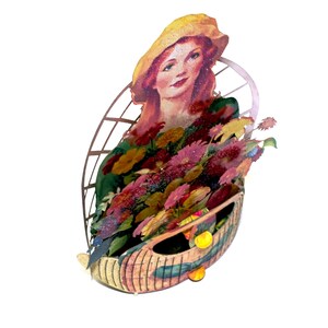 No.73 The Flower Girl In Green, Pop-up Greeting Card. imagen 7