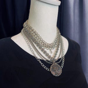 Mehrere Ketten Halskette für Sie Baum des Lebens Anhänger Layered Kette Halskette Mehrere Stränge Halskette Silber Halskette Party Schmuck Geschenk