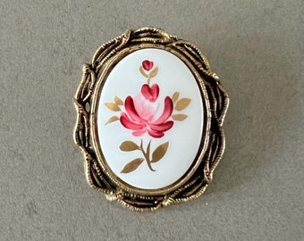 Flower brooch for her antique gold brooch for woman brooch gold brooch with floral brooch vintage brooch gift for her floral vintage gift