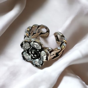 Flower ring for her cubic zircon ring for women cz ring silver ring gift for women dainty ring flower shape ring fashion ring sparkling ring