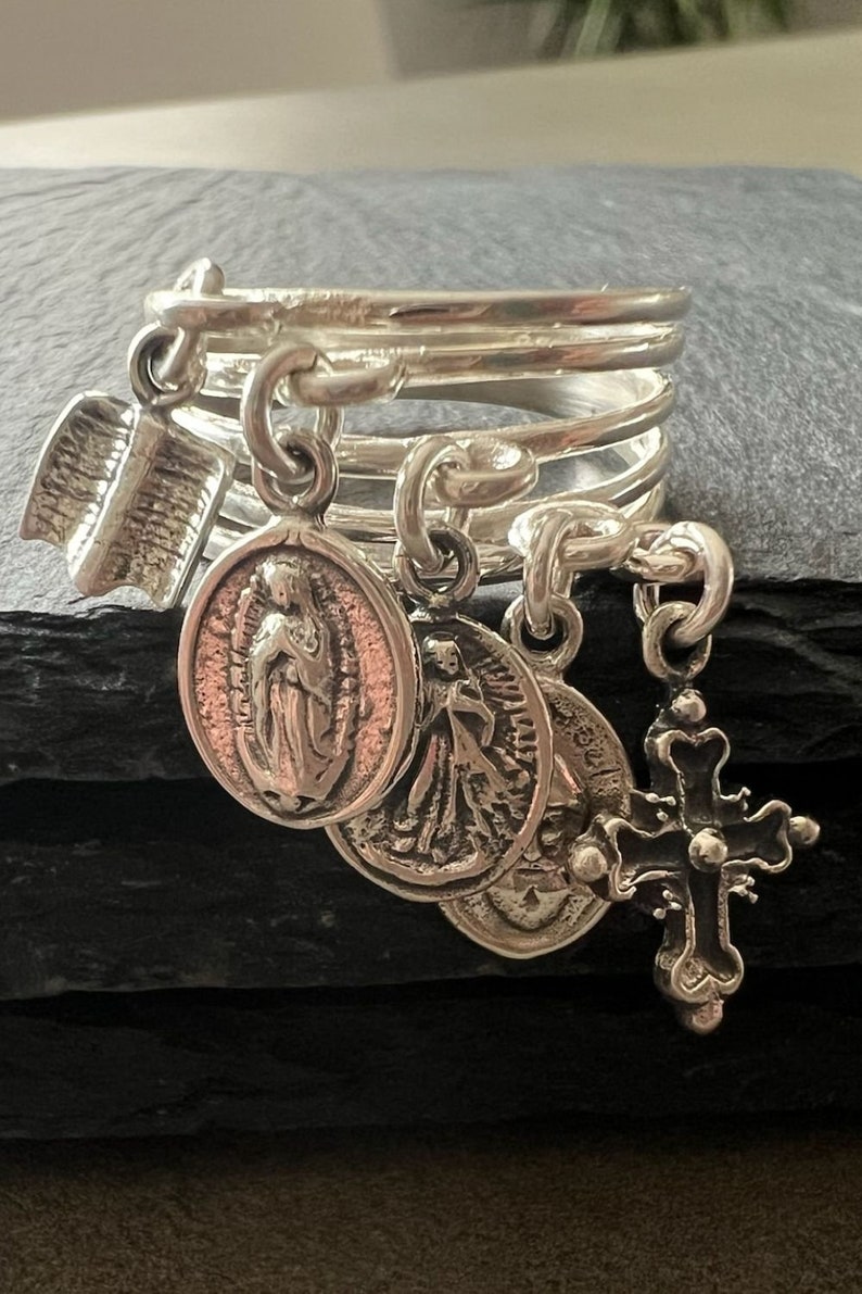 Charms-ring för kvinnor religiös ring present till mamma äkta silverring helgonmedaljring stapelbar sterlingsilver religiös gåva katolsk ring bild 6