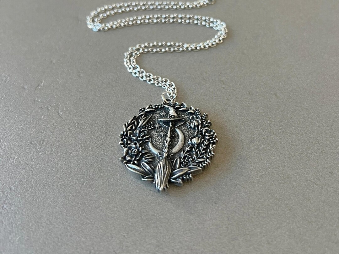 Witch Pendant Necklace for Her, Halloween Necklace for Women Halloween ...
