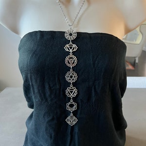 Chakra Halskette sieben Chakra Anhänger Halskette Heilung Halskette 7 Chakren Charme spirituelle Halskette spirituellen Schmuck Energie Halskette Geschenk