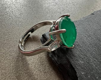 Statement Ring, Green Ring, Vintage Ring, Retro Ring, Retro Jewelry, Adjustable Ring, Boho Style Chunky Ring, Gift for Her Unique Ring Gift