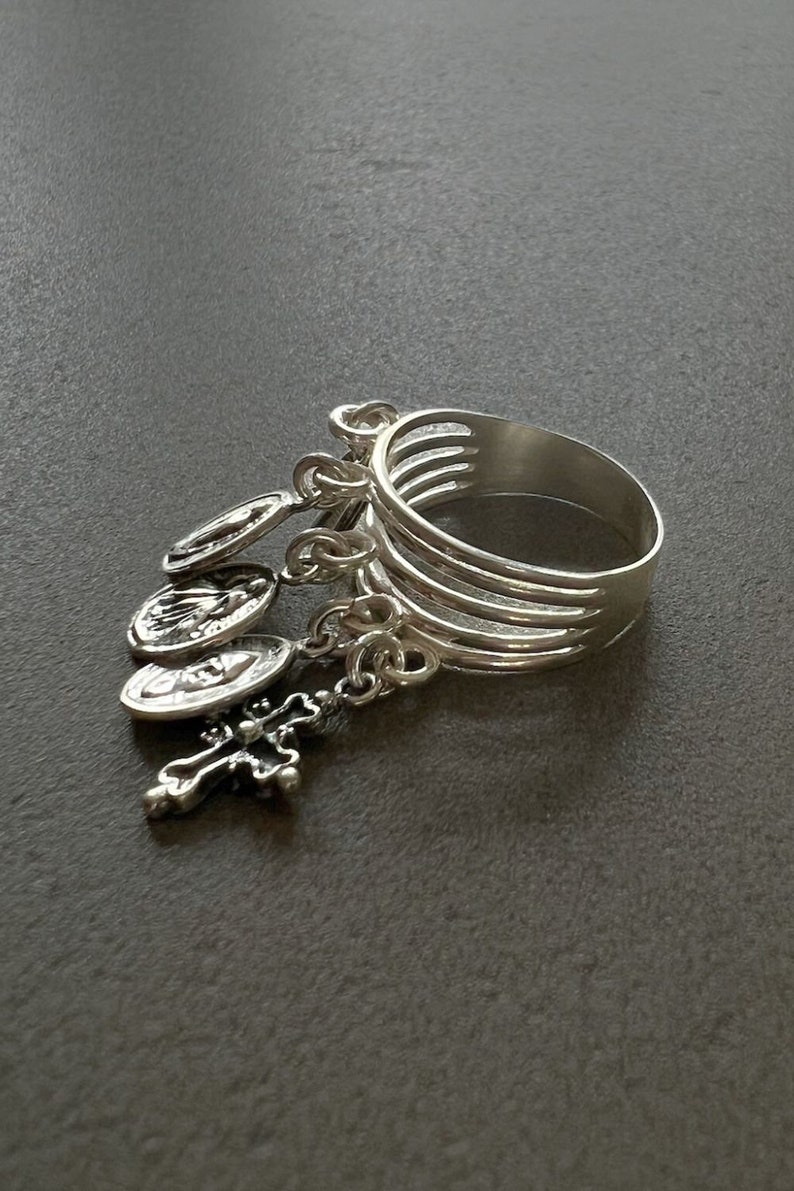 Charms-ring för kvinnor religiös ring present till mamma äkta silverring helgonmedaljring stapelbar sterlingsilver religiös gåva katolsk ring bild 4