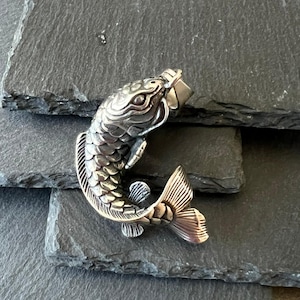 Fish Pendant Necklace, Ocean-Inspired Pendant Necklace, Beach Jewelry, Nautical Gift, Beach Necklace, Sea Life Jewelry, Beach Jewelry Gift