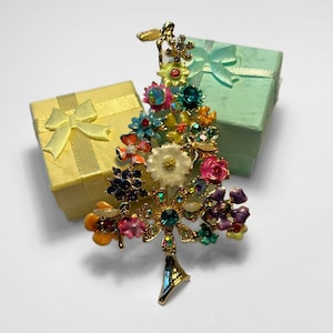 Christmas tree brooch for her Christmas gift for woman Christmas brooch with flower brooch multicolor floral brooch colorful flowers brooch