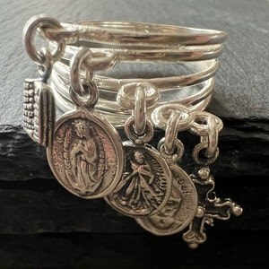 Charms-ring för kvinnor religiös ring present till mamma äkta silverring helgonmedaljring stapelbar sterlingsilver religiös gåva katolsk ring bild 5