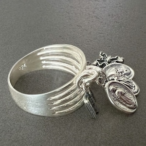 Charms-ring för kvinnor religiös ring present till mamma äkta silverring helgonmedaljring stapelbar sterlingsilver religiös gåva katolsk ring bild 3