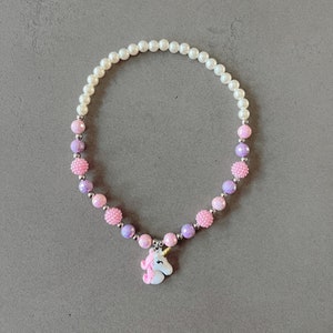 Rosa Einhorn Halskette rosa Perlen Halskette für Kinder Einhorn Charme süße Halskette mit niedlichen Anhänger Einhorn rosa und lila Geschenk für Kinder