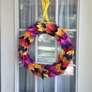 Primary Felt Leaf Wreath