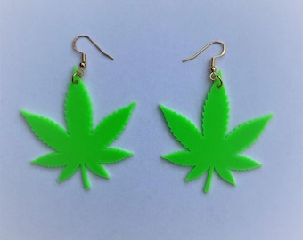 Marijuana leaf Earrings, 3D Printed, Weed earrings, Weed, cute earrings, novelty earrings, weed accessories