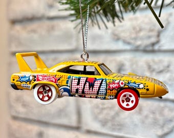 ホットウィール '70 プリムス スーパーバード - HW アートカーズ
