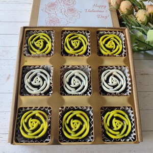 Valentines Day Unique Flower Chocolate Gift Box, Birhday Chocolate, Wedding Chocolate, Bridesmade Chocolate Box,Gift for him,Anniversay Gift