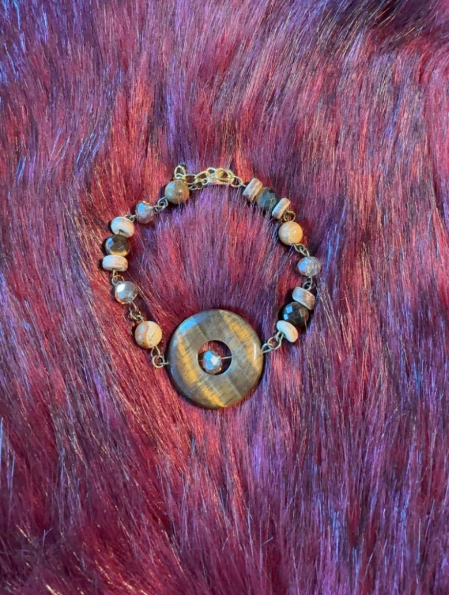 brown stone bracelet <3