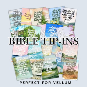 Könnte beinhalten: Eine Sammlung von Bibel-Tip-Ins mit Aquarellillustrationen und inspirierenden Zitaten. Der Text "BIBLE TIP-INS" und "PERFECT FOR VELLUM" sind zu sehen. Jede Karte zeigt einen anderen Vers und eine malerische Kulisse.