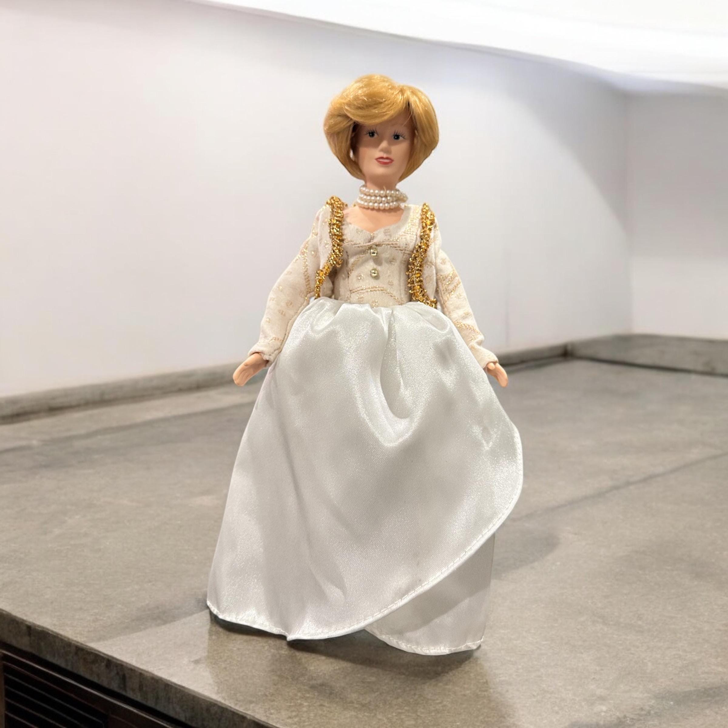 Princess diana figure - Etsy 日本