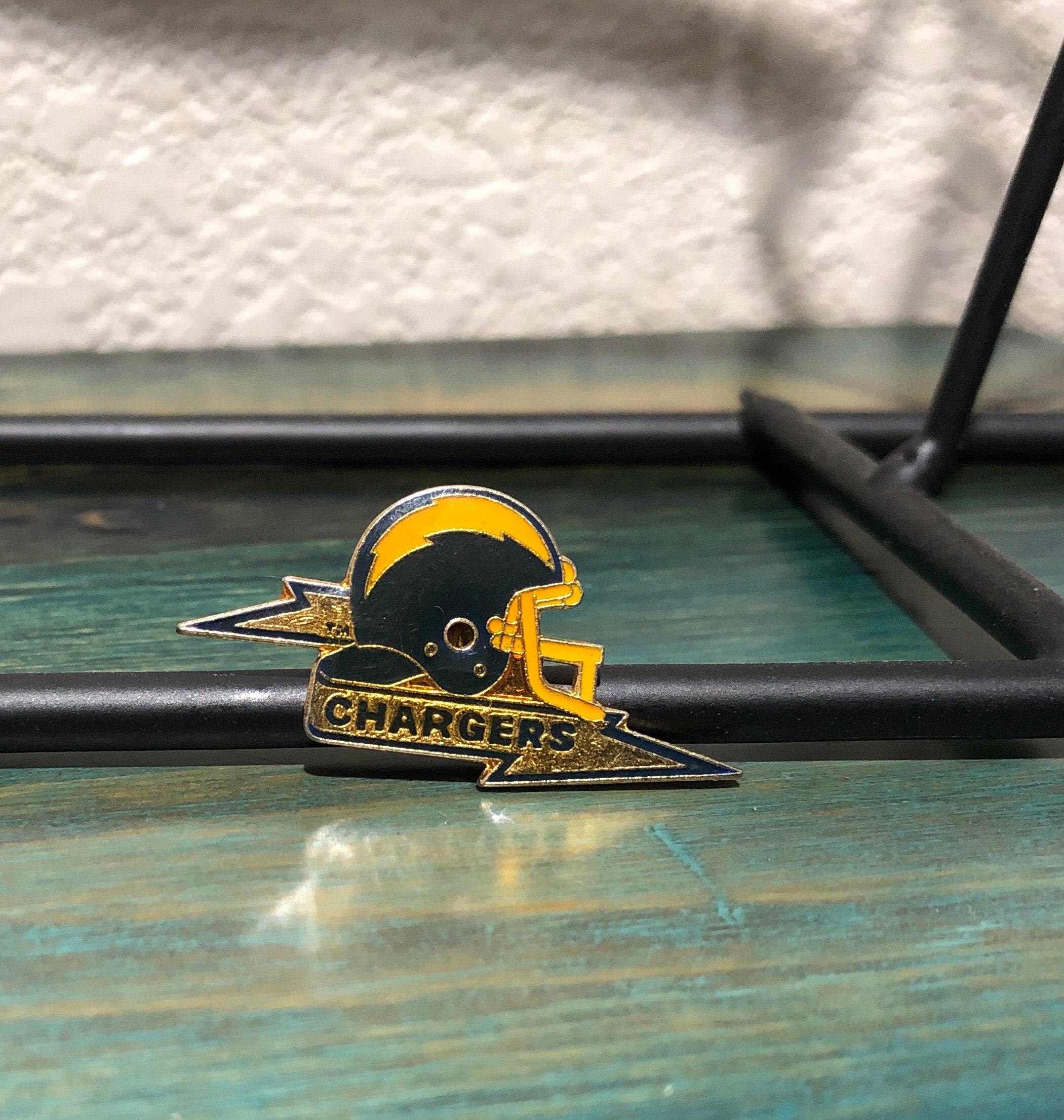 1984 San Diego Chargers Lapel Hat Pin 