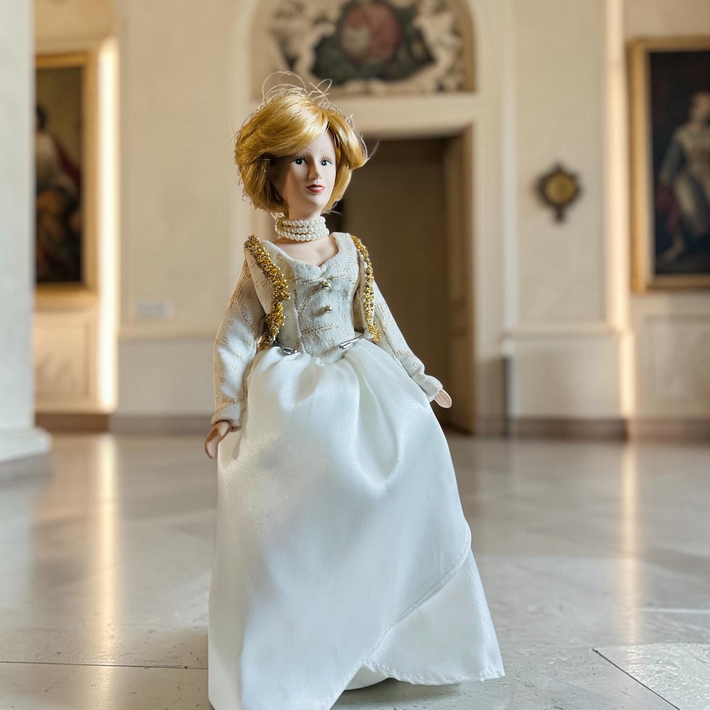 Princess diana figure - Etsy 日本