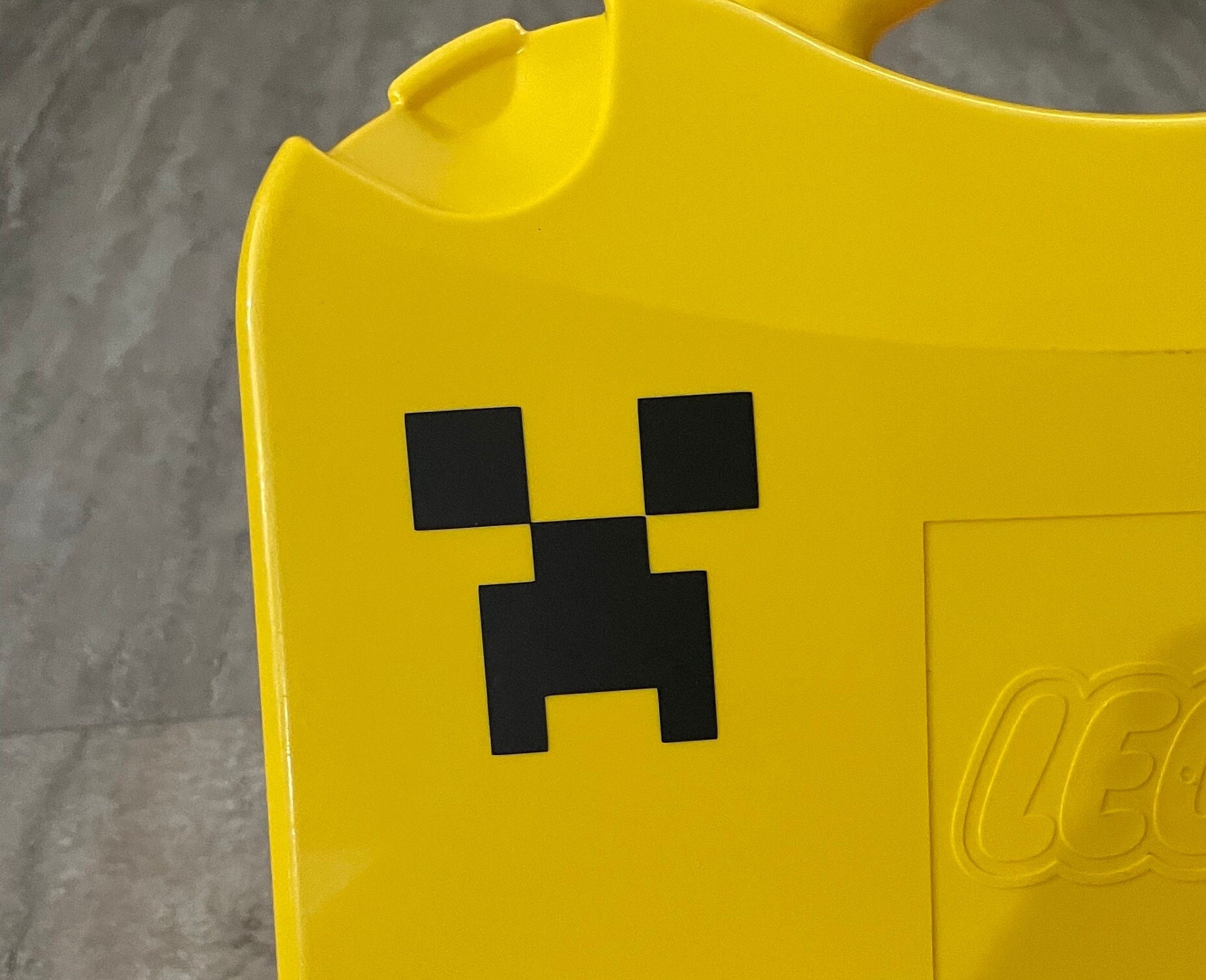 Creeper Face Vinyl Decal - Etsy