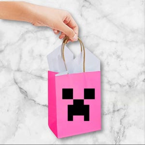PINK Favor Bag Sets - Inspired by Creepers.  Sold in sets and custom quantities.  Kids party favor game themed goody bags