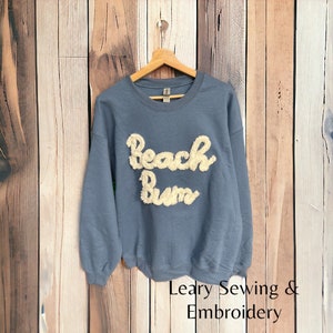Beach bum chenille yarn embroidery sweatshirt Sports Shirts Spirit wear Custom Embroidery Team Mom Fuzzy Letters Personalized Mascot shirt