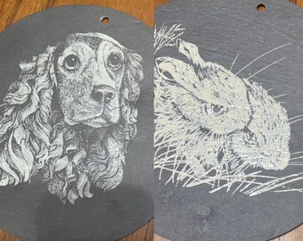 Disques ronds en ardoise avec chien gravé et 2 lapins, tentures murales de 6 po. de diamètre, livraison gratuite